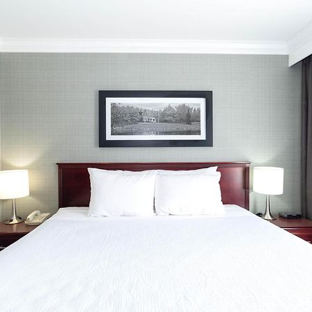 Sandman Hotel Red Deer Bagian luar foto