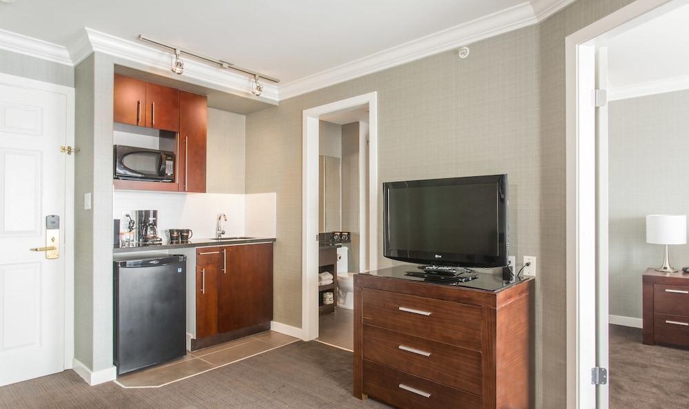 Sandman Hotel Red Deer Bagian luar foto